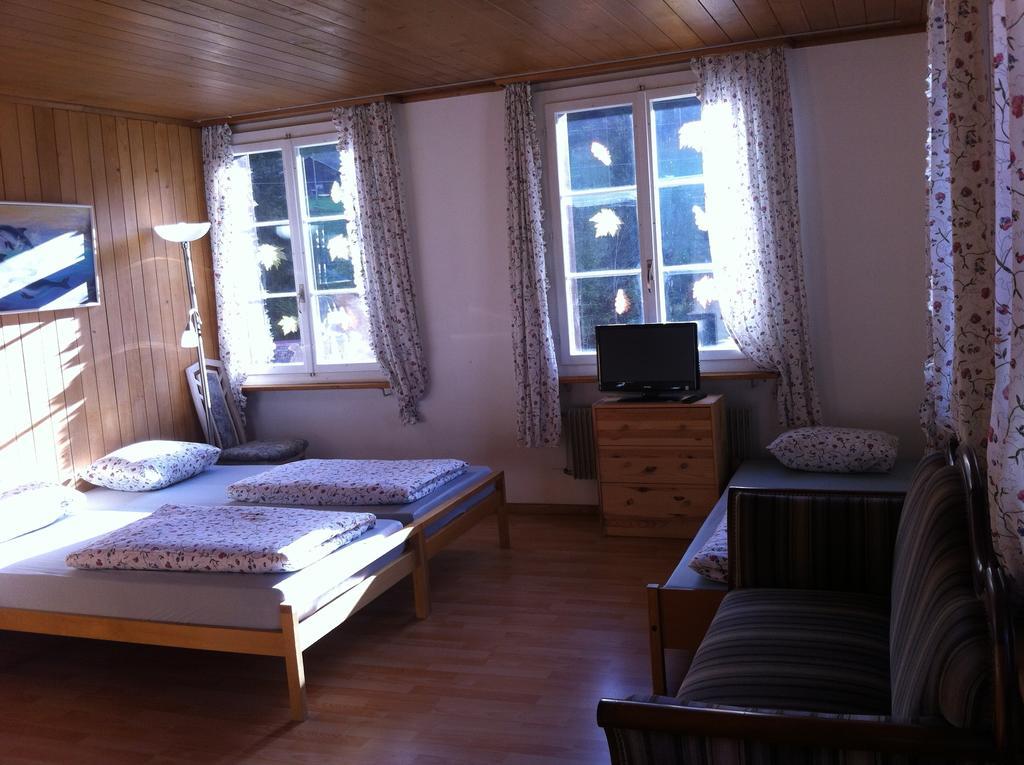 Gasthof Am Bach Boltigen Room photo